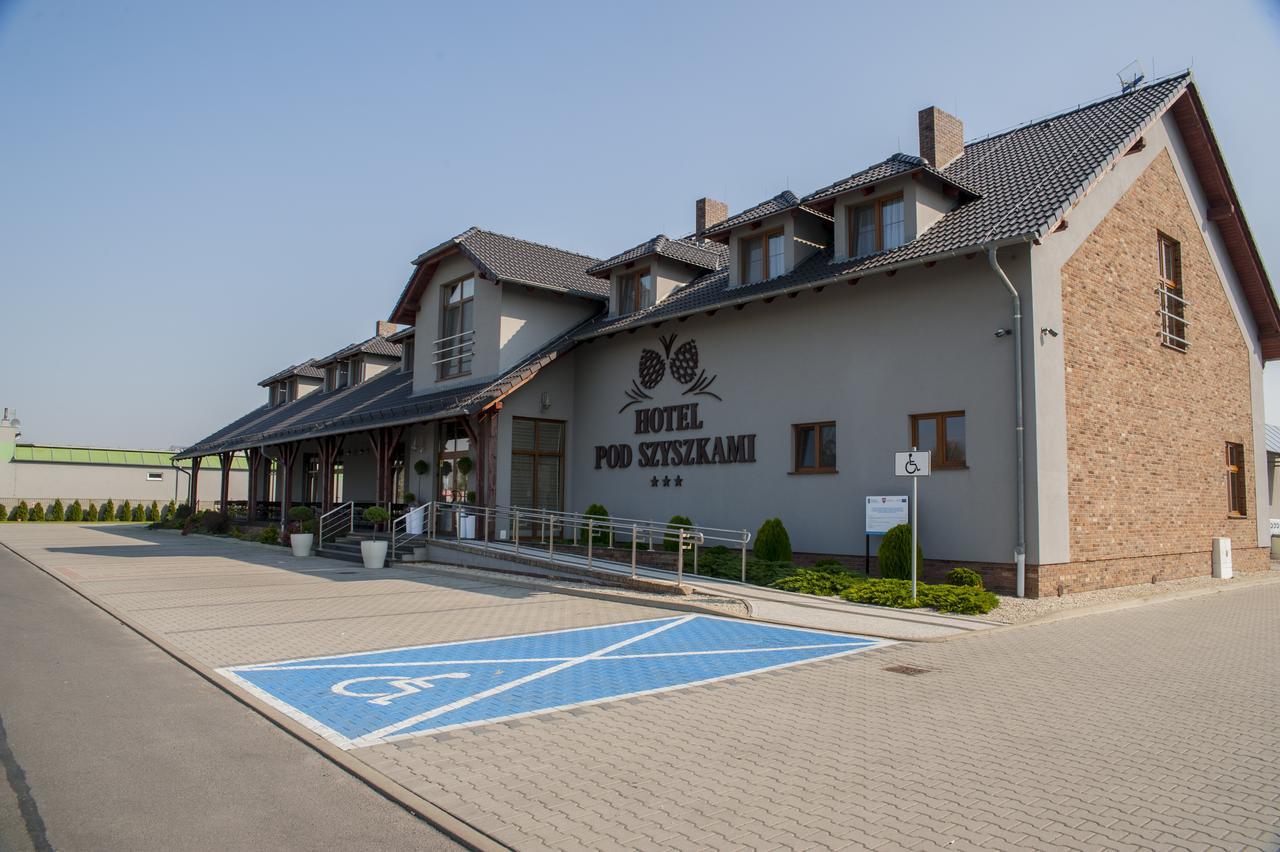 Hotel Pod Szyszkami Kozmin Eksteriør bilde